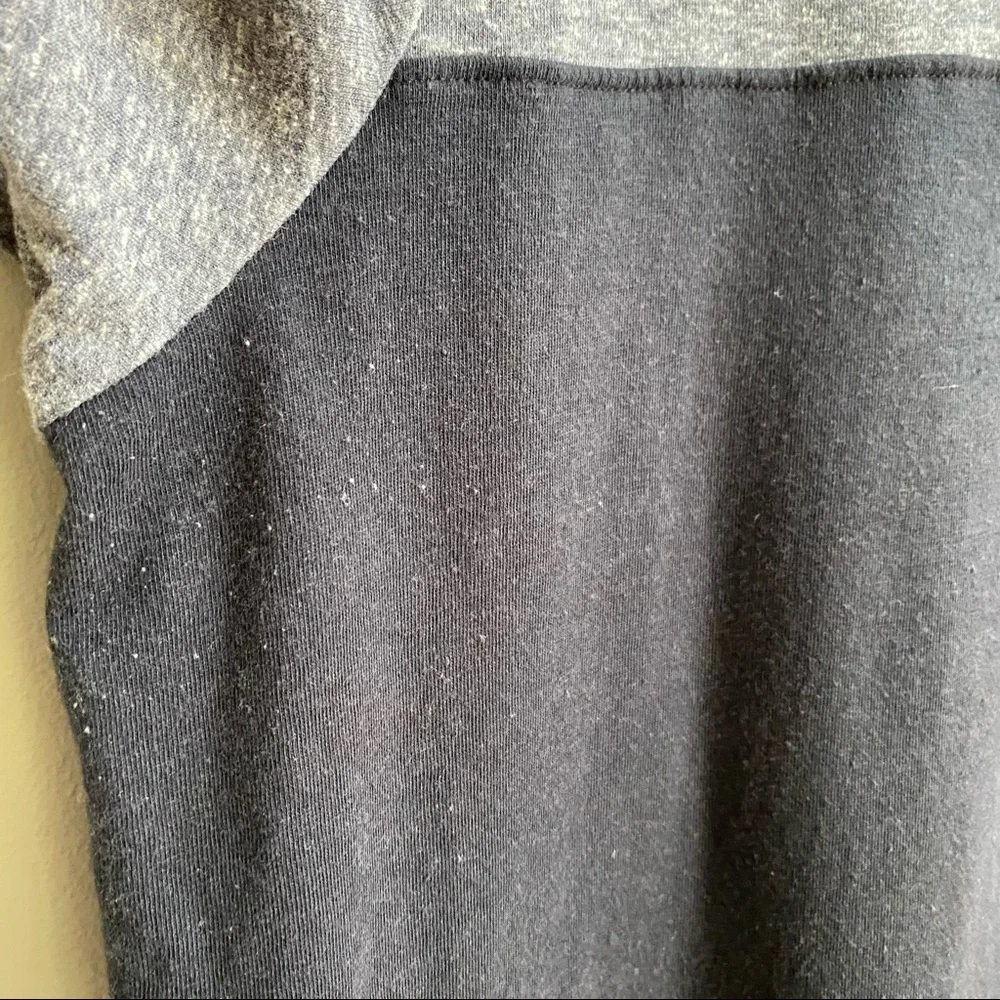 Men's Levi's Heather Grey & Black Single Pocket Henley T-Shirt Size XL